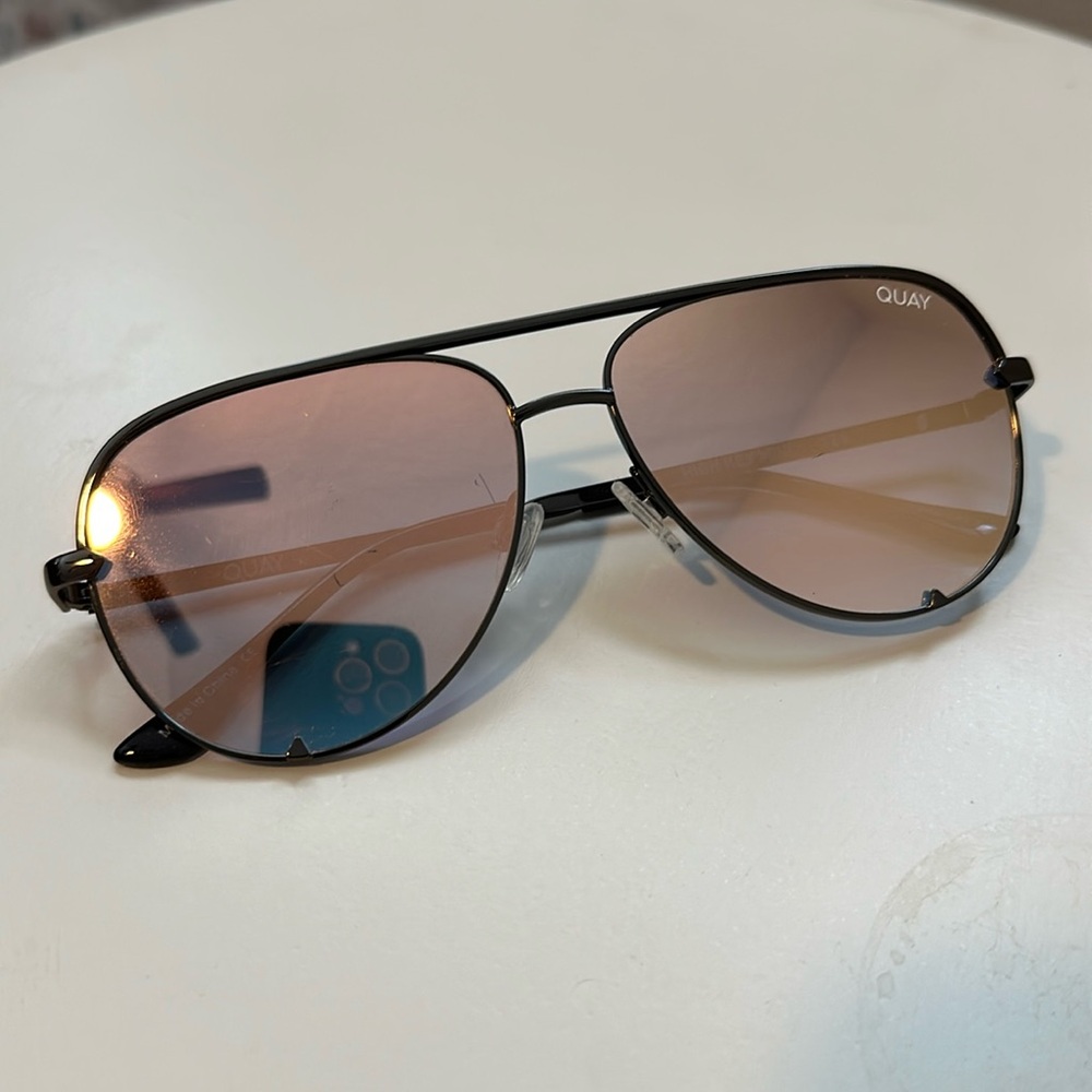 Quay Australia high key mini in rose gold